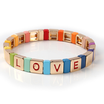 Elástico de la pulsera de la teja del esmalte de la letra de amor del color oro para el partido de la playa