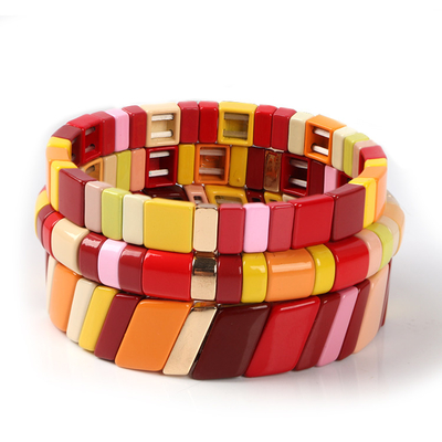 La aleación hecha a mano pintada de la pulsera de la teja del estiramiento del color hizo a mano