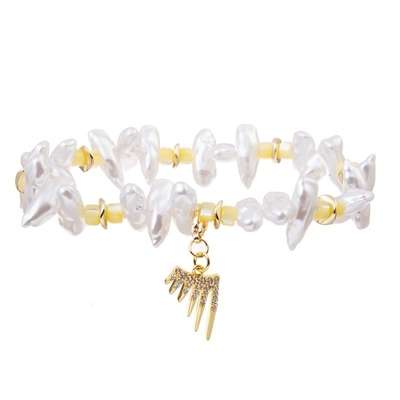 Una forman el regalo blanco de la pulsera de la perla de la declaración de la pulsera del estiramiento de la perla del color