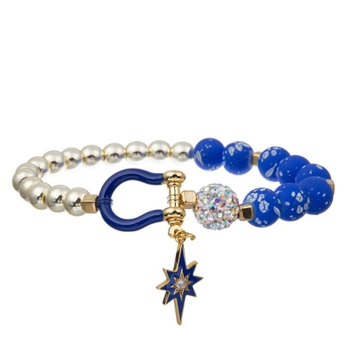 La semilla del cielo azul goteó el amontonamiento de nylon elástico unisex del hilo de las pulseras hechas a mano