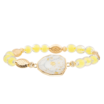 5 pulseras hechas a mano de las cuentas de cristal de los colores fijadas con oro platearon la turquesa irregular