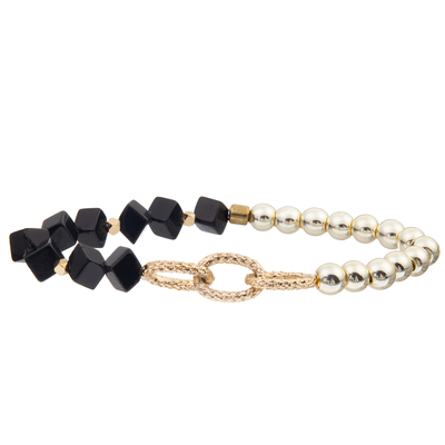 El cálculo biliar negro hecho a mano gotea las pulseras de la alambrada con 5 cuentas de cristal de los colores