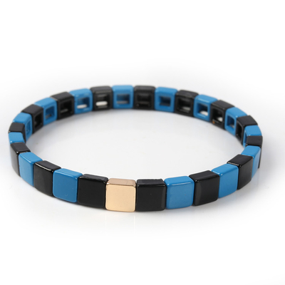 La pulsera geométrica de la teja del esmalte, estiramiento multicolor goteó las pulseras
