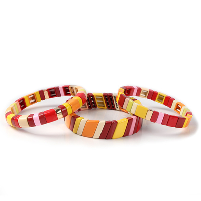 La aleación hecha a mano pintada de la pulsera de la teja del estiramiento del color hizo a mano
