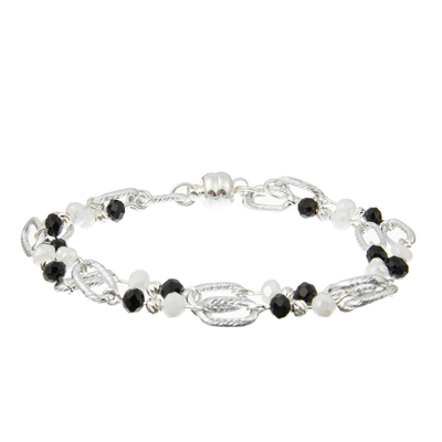 Las pulseras moldeadas del hematites 0.7m m fijan el oro blanco y negro con plata