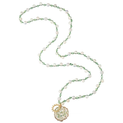 Collar de cadena moldeado hecho a mano verde de hierba del agua para la primavera